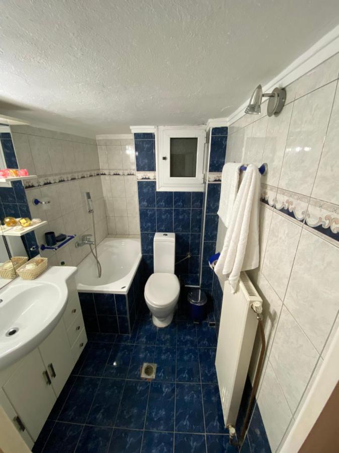Beautiful Apartment In The Center Of Szaloniki Kültér fotó