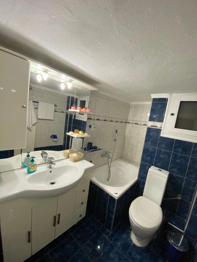 Beautiful Apartment In The Center Of Szaloniki Kültér fotó
