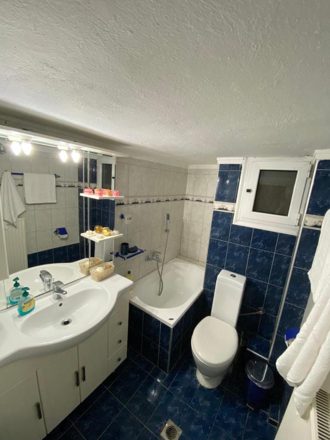 Beautiful Apartment In The Center Of Szaloniki Kültér fotó